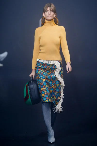 Look 51